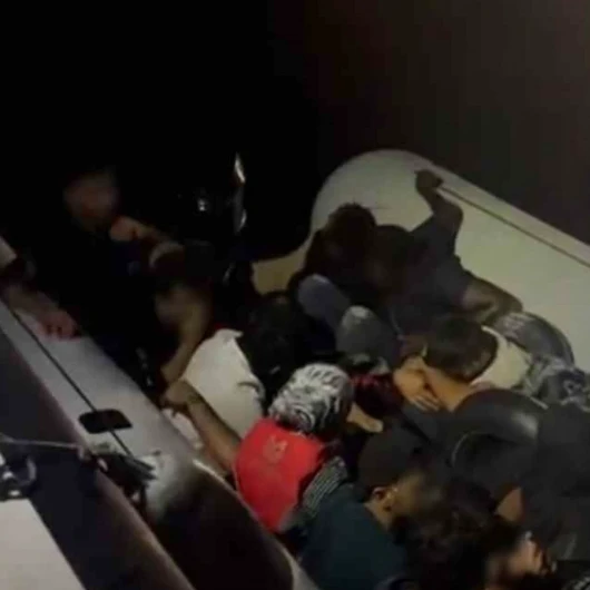 İzmir'de Göçmen Operasyonu: 21 Yakalandı, 31 Kurtarıldı