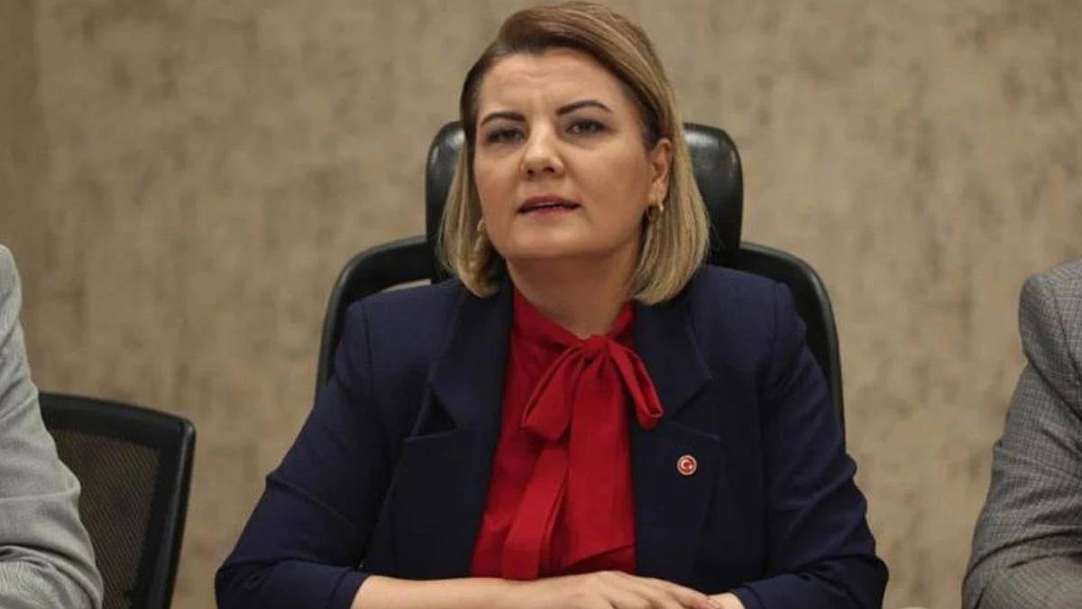 İzmit Belediye Başkanı Hürriyet'ten AKP İddialarına Sert Yanıt