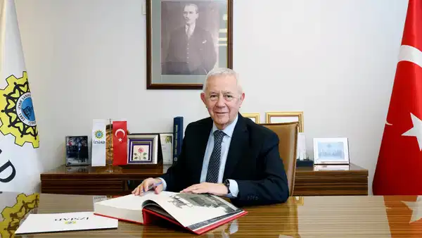 İZSİAD: İzmir Göç Alıyor Ama İnsanı Tutmak Zorlaşıyor