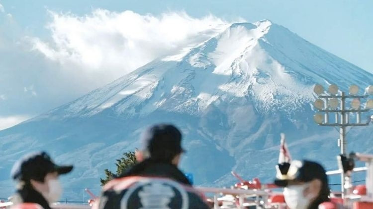 Japon Baba, 7 Yaşındaki Oğlunu Fuji Dağı'nda Yalnız Bıraktı