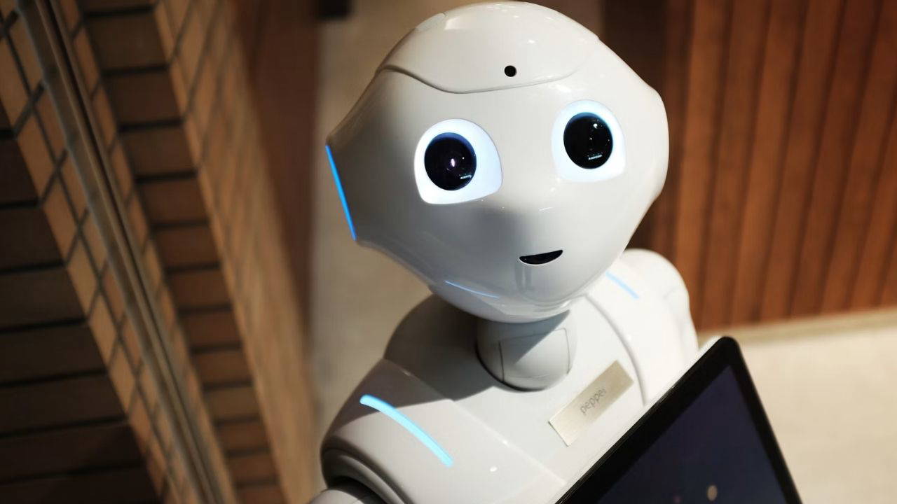 Japonya, 2040'a kadar iş gücünde 10 milyon yapay zeka destekli robot kullanacak