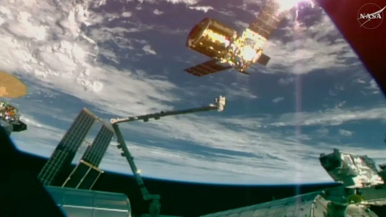 Japonya'nın Yeni Kargo Uzay Aracı HTV-X Atmosferde Yanarak Yok Oldu