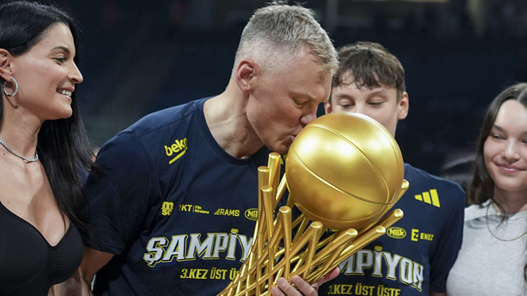 Jasikevicius: Şampiyon olduğumuz için çok mutluyuz