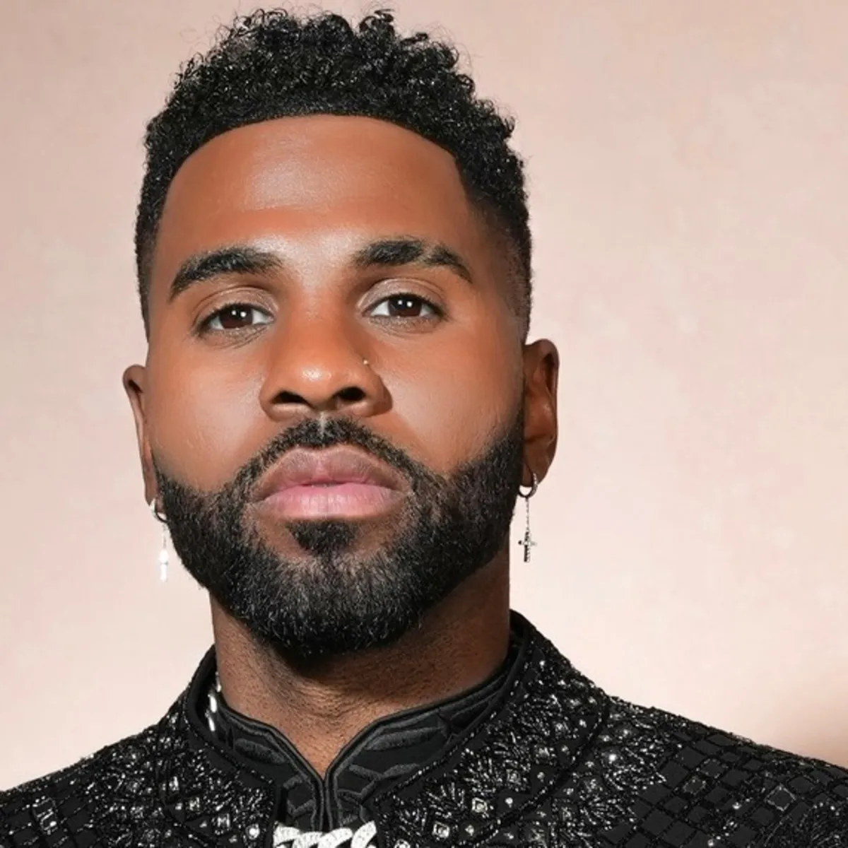 Jason Derulo'ya Türkiye'de Özel Tasarım Jest: 15 Bin Dolarlık Moda Sürprizi