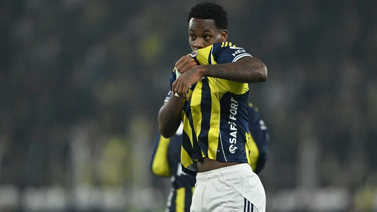 Jhon Duran'a Galatasaray'dan şartlı onay: Kiralama için özel madde