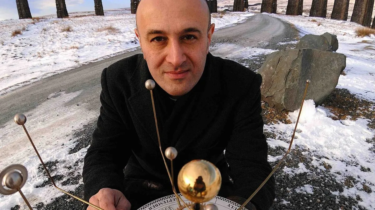 Jim Al-Khalili: Milyarderlerin Ölümsüzlük Çabası Zaman Kaybı