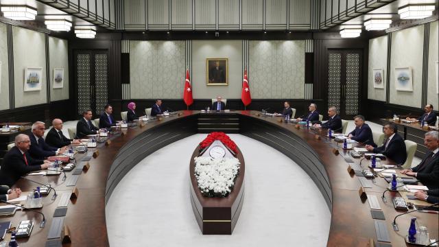 Kabine kritik başlıklarla toplanıyor: Terörsüz Türkiye ve ekonomi
