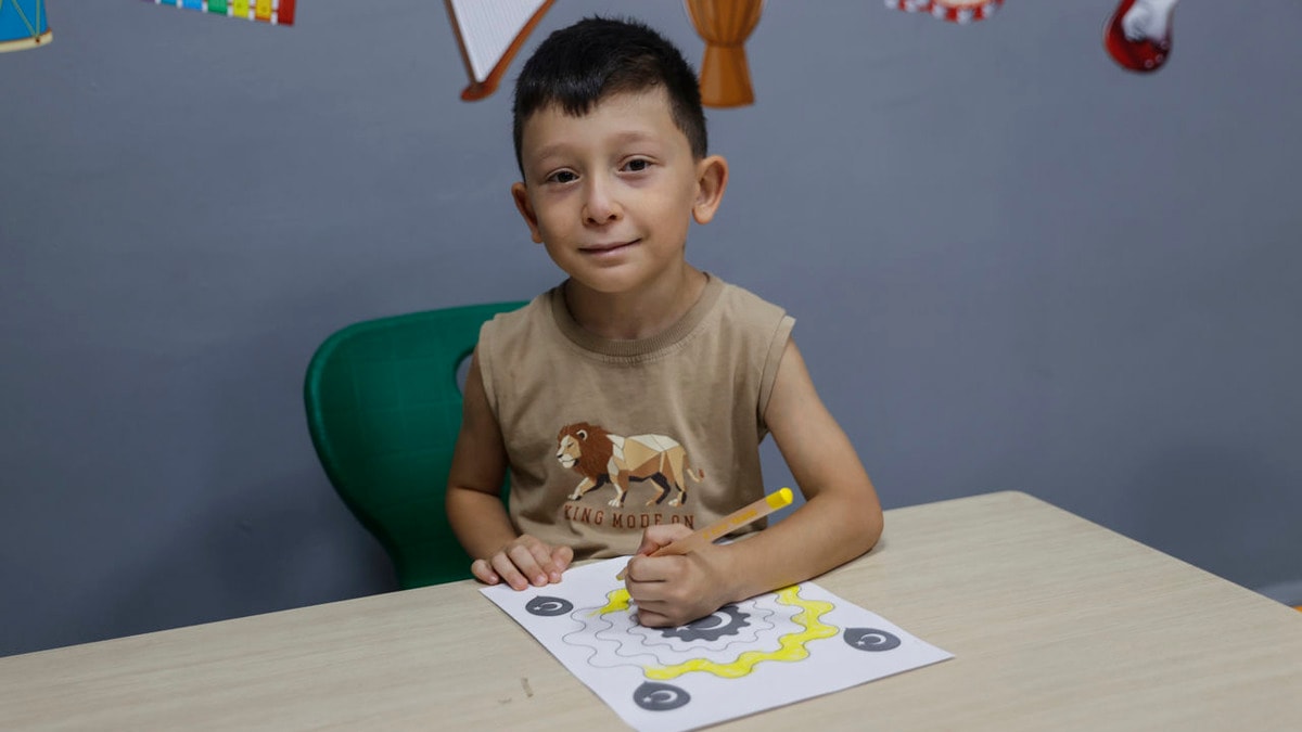 Kadavra Rahmiyle Doğan Mucize Çocuk Antalya'da Okula Başladı