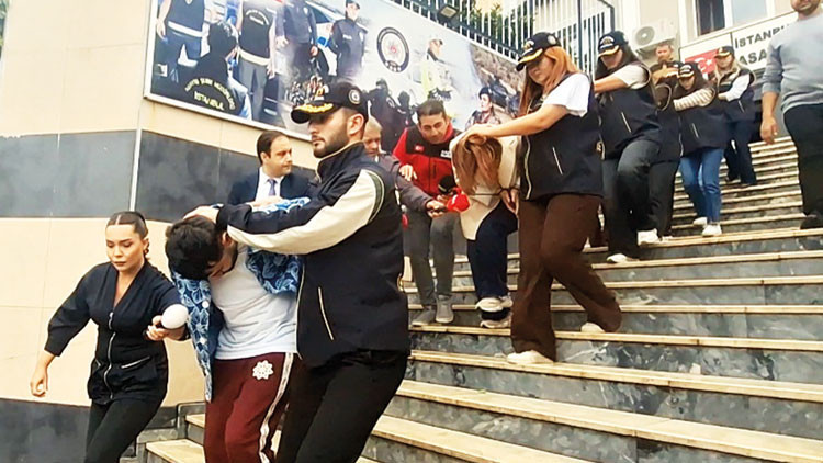 Kadıköy'de 10 Milyon TL'lik Güzellik Dolandırıcılığı İddiası