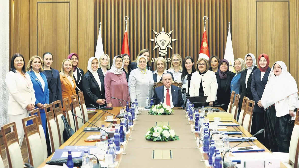 Kadın Başkanlar Erdoğan ile Bir Araya Geldi