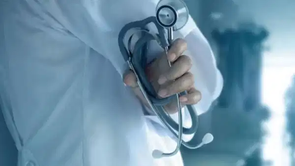 Kadın sünneti reklamı tepki çekti: Hekim hakkında disiplin soruşturması