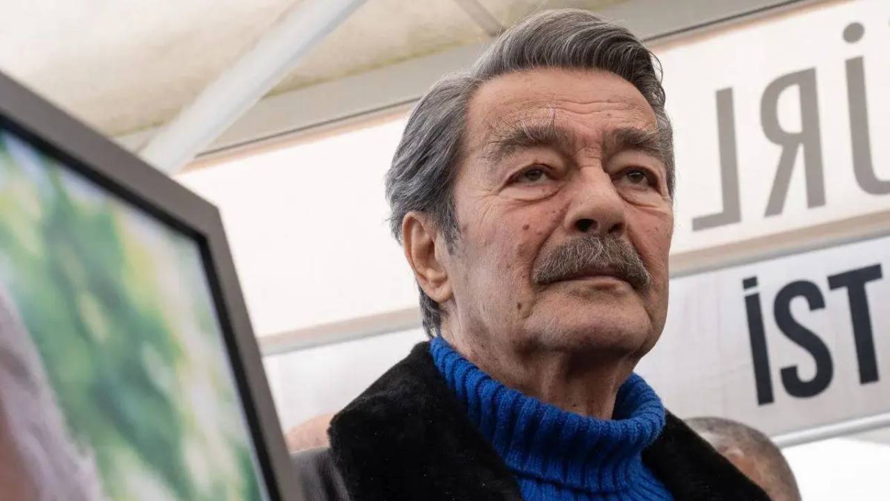 Usta Oyuncu Kadir İnanır Yarın Son Yolculuğuna Uğurlanıyor