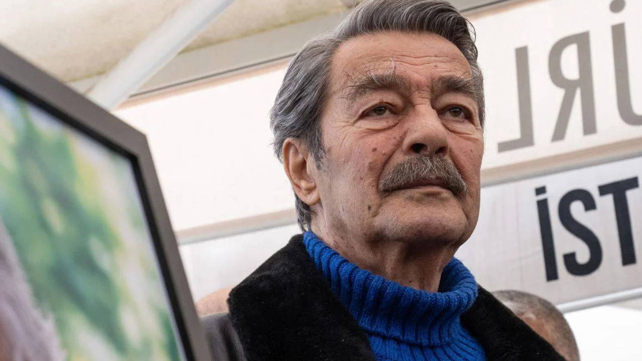 Kadir İnanır Son Yolculuğuna Uğurlanıyor: Türk Sinemasının Dev İsmi Ebediyete İntikal Etti