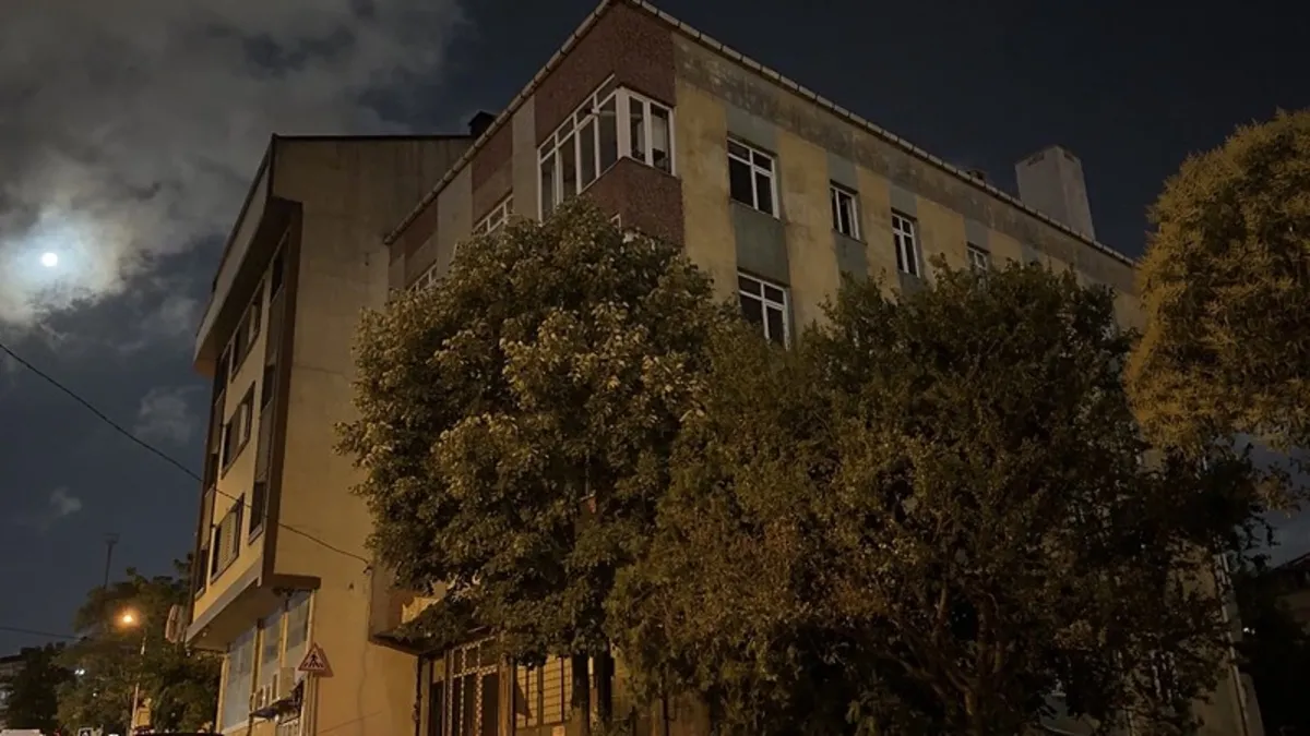 Kağıthane'de Aile İçi Kavga Kanlı Bitti: Amca Pompalı Tüfekle Vuruldu