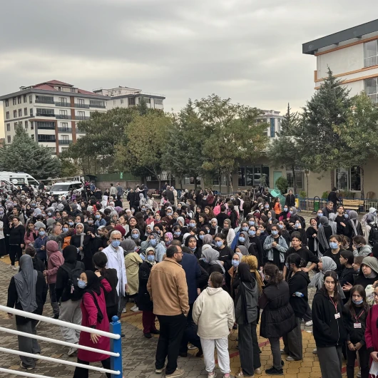 Kahramanmaraş'ta İnşaat Kokusundan 20 Öğrenci Hastanelik