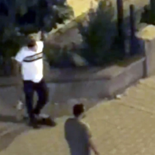 Kahramanmaraş'ta Sokak Ortasında Silahlı Saldırı: İki Yaralı