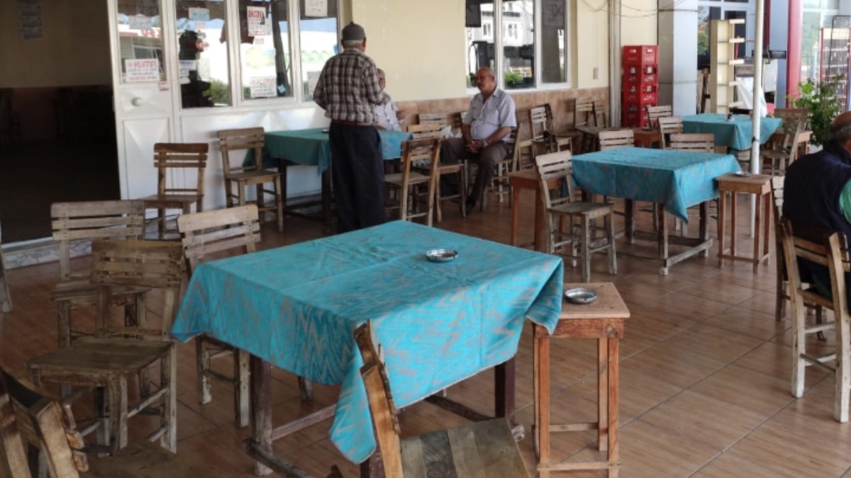 Evini İhmal Edip Kahveye Giden Kocalara Şok: Artık Boşanma Sebebi