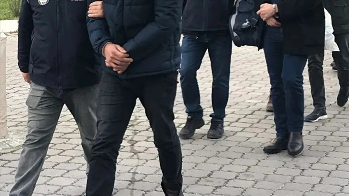 Kamudaki köstebeklere operasyon! 37 şüpheli gözaltında