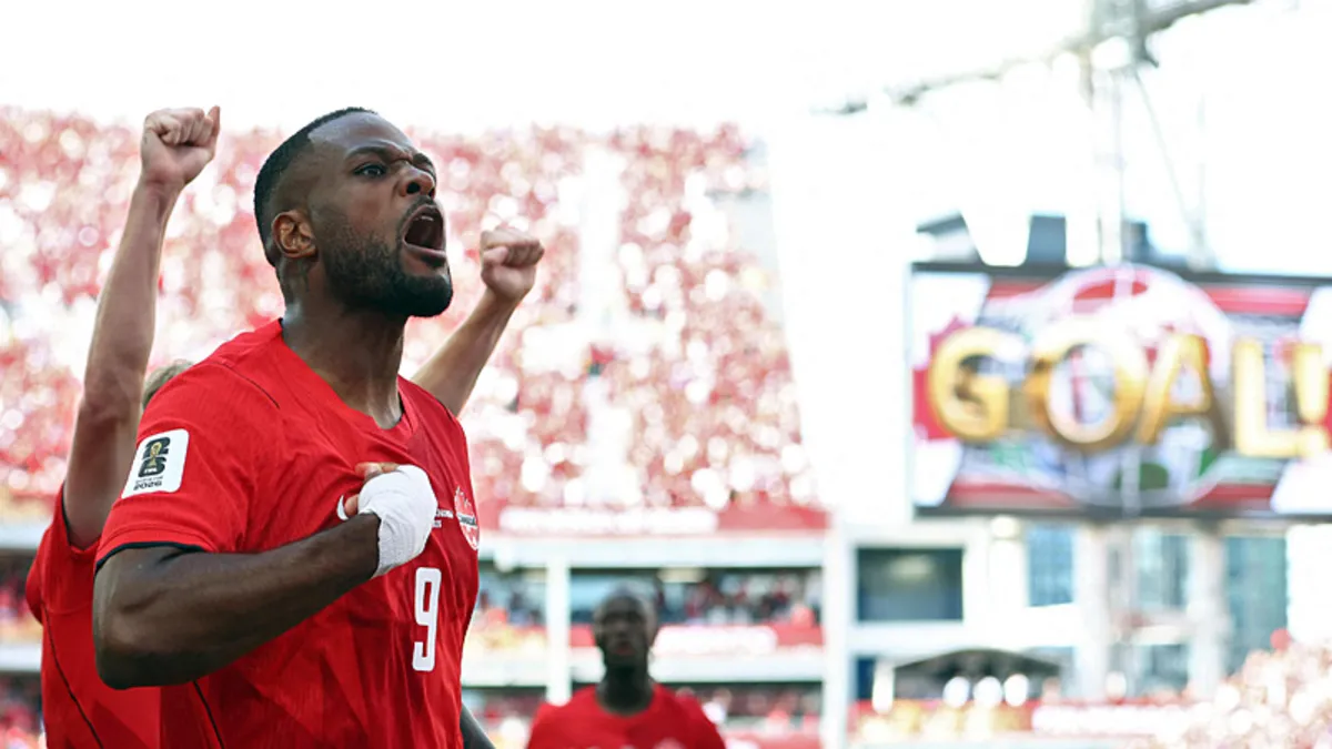 Kanada'da Cyle Larin, Dünya Kupası Tarihine Geçti