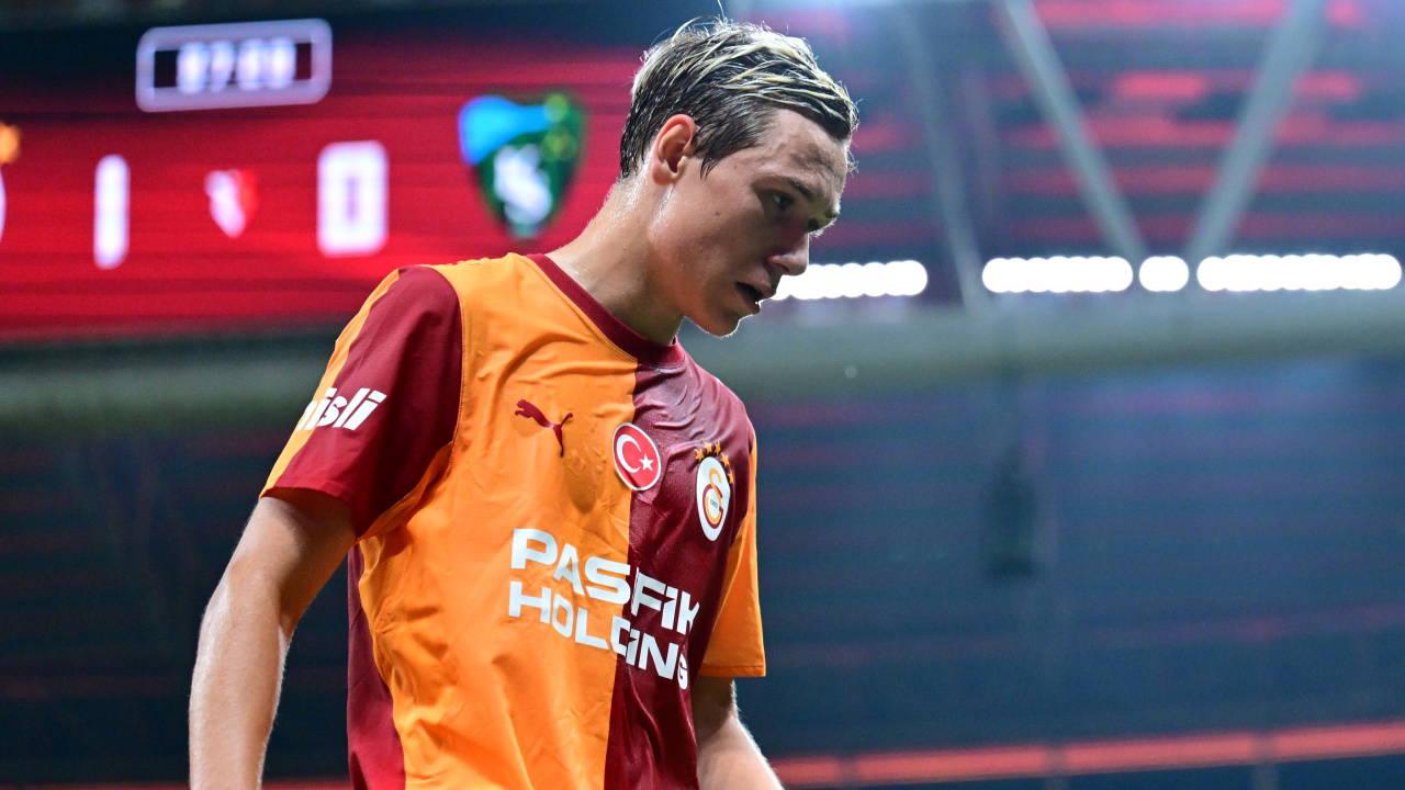 Kanchelskis: Batrakov Şampiyonlar Ligi'nde oynamalı