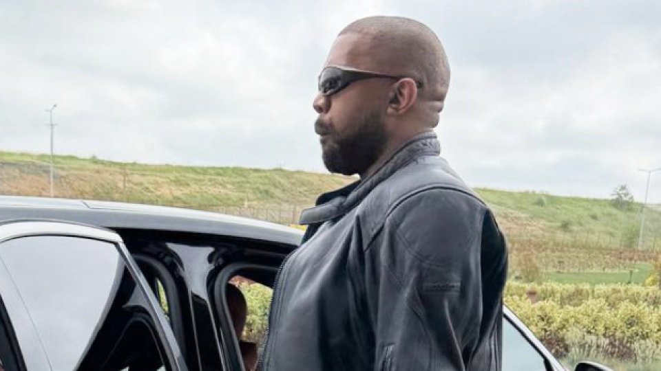 Kanye West İstanbul'da Hayranlarını Bekletti