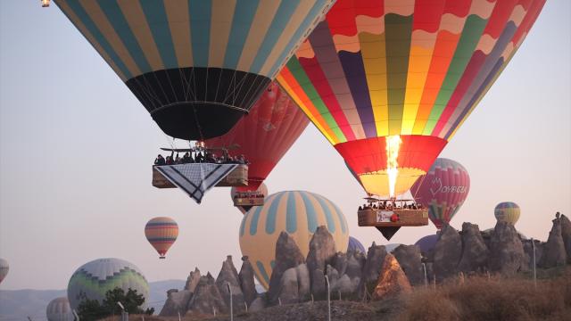 Kapadokya'da balonlar bu kez Gazze için uçtu