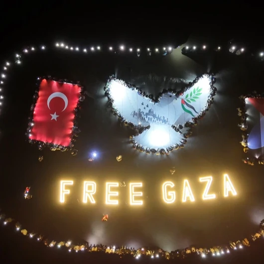 Kapadokya'dan Gazze'ye ışıklı destek: 'Free Gaza' mesajı