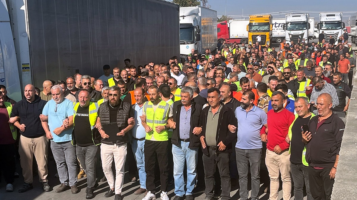 Kapıkule'de TIR Şoförleri 5 Saatlik Eylemle Çözüm Bekledi
