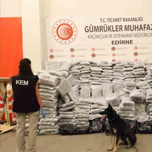 Kapıkule'de Rekor Operasyon: 810 Kilogram Uyuşturucu Ele Geçirildi