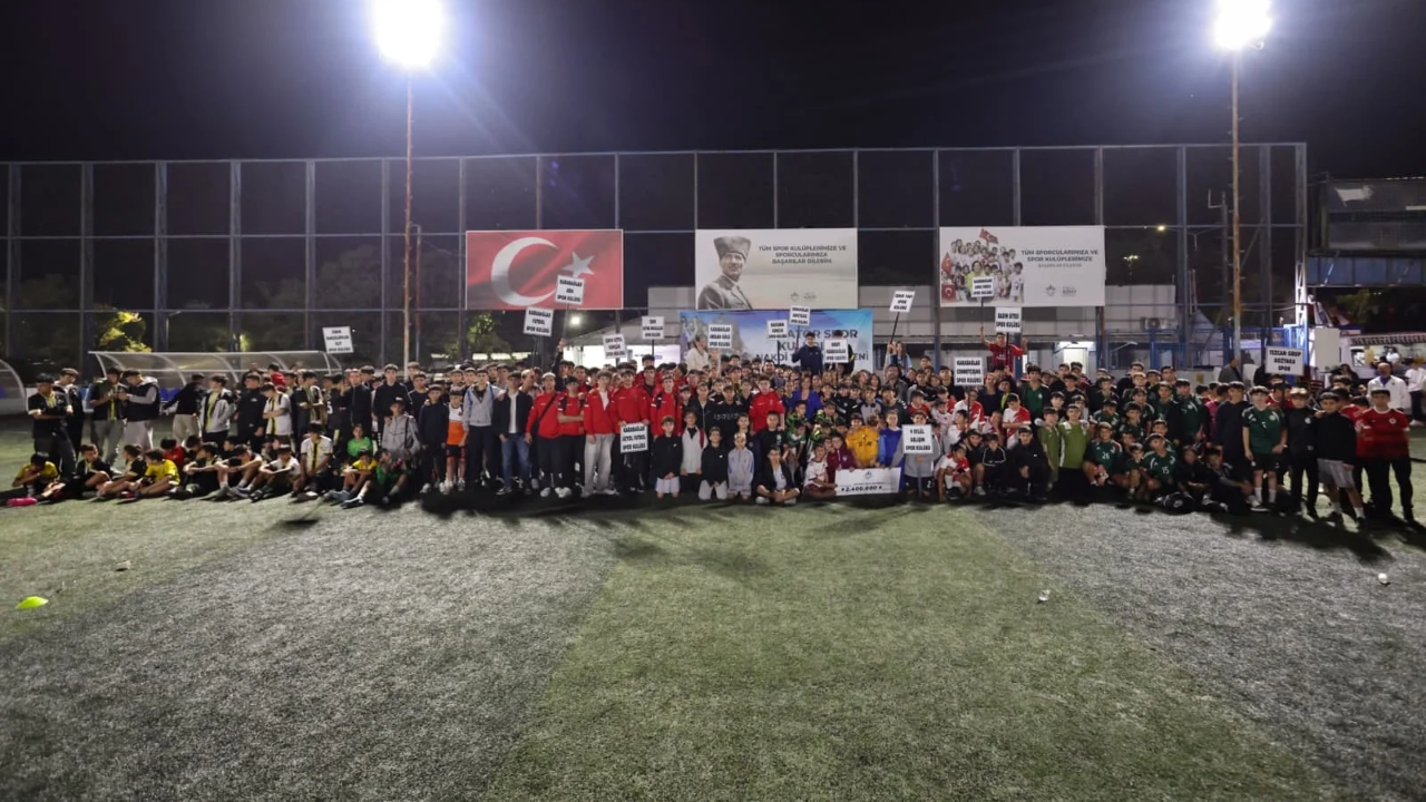 Karabağlar Belediyesi'nden amatör spora 2,4 milyon lira destek