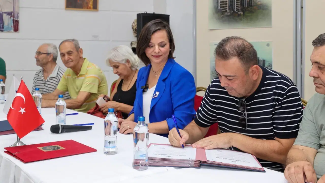 Karabağlar'da Kentsel Dönüşüm: İlk Uzlaşma İmzaları Atıldı