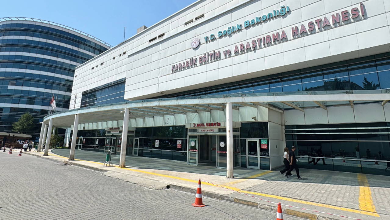 Karabük'te Gıda Zehirlenmesi: 8 Kişi Hastanede Tedavi Altına Alındı