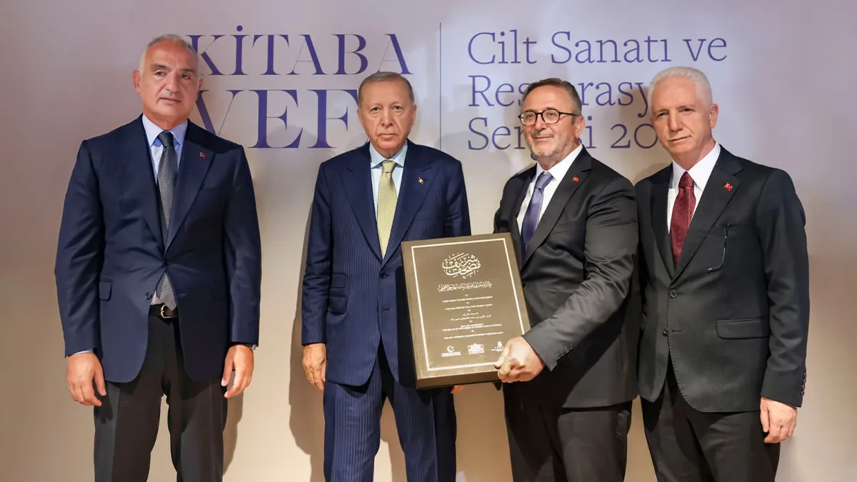 Karadağ’daki Osmanlı Mirası Mushaf’ın Tıpkıbasımı Tamamlandı
