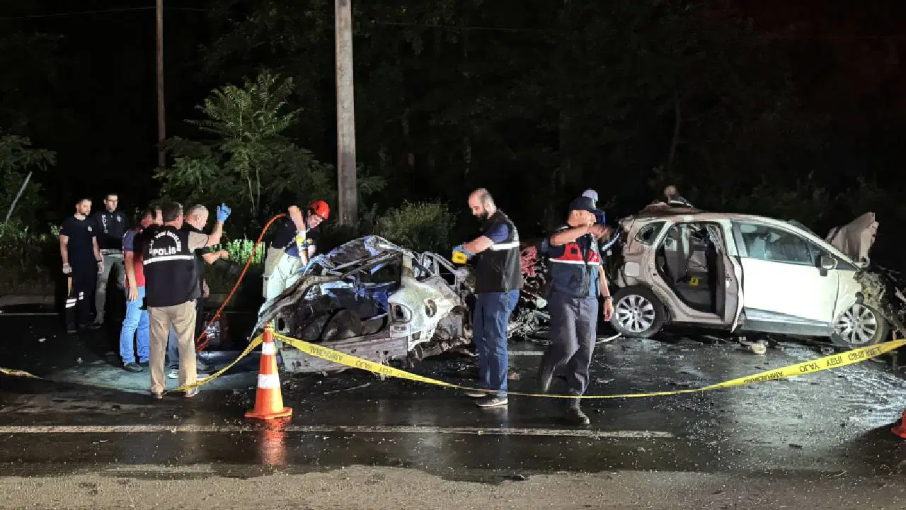 Karadeniz Sahil Yolu'nda zincirleme kaza: 3 ölü, 4 yaralı