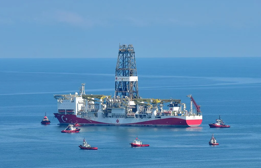 Karadeniz'de Yeni Petrol Keşfi: Üretim İçin Harekete Geçtiler
