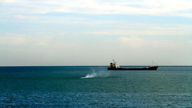 Karadeniz'de Türk gemilerine İHA saldırısı: Yaralılar var