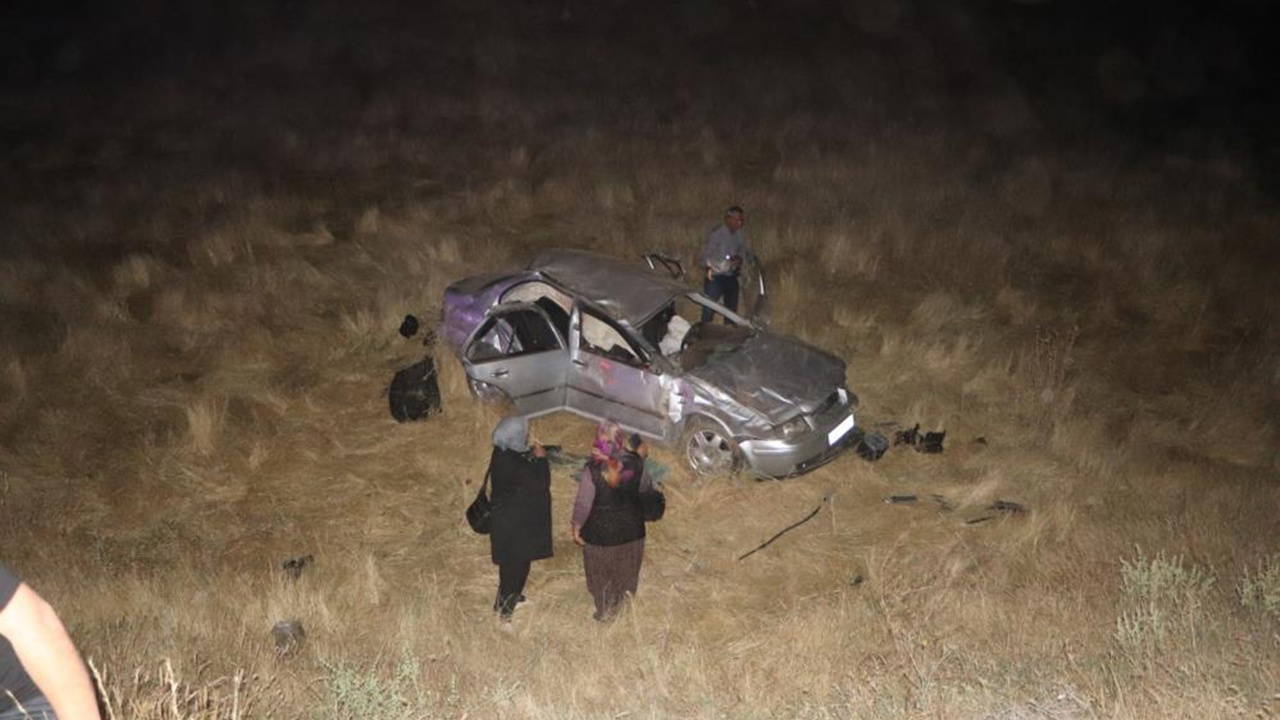 Karaman'da Otomobil Takla Atarak Şarampole Uçtu: 3 Yaralı