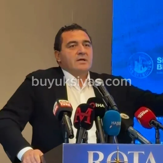 Karasu'dan alkol servisi tepkisi: 'Şarap içemiyorsa niye gelsin