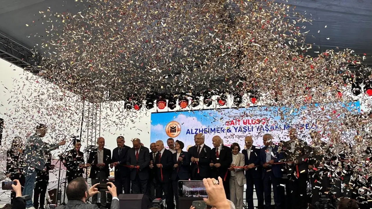 Karayalçın: 'Yeni olan her şey güzeldir