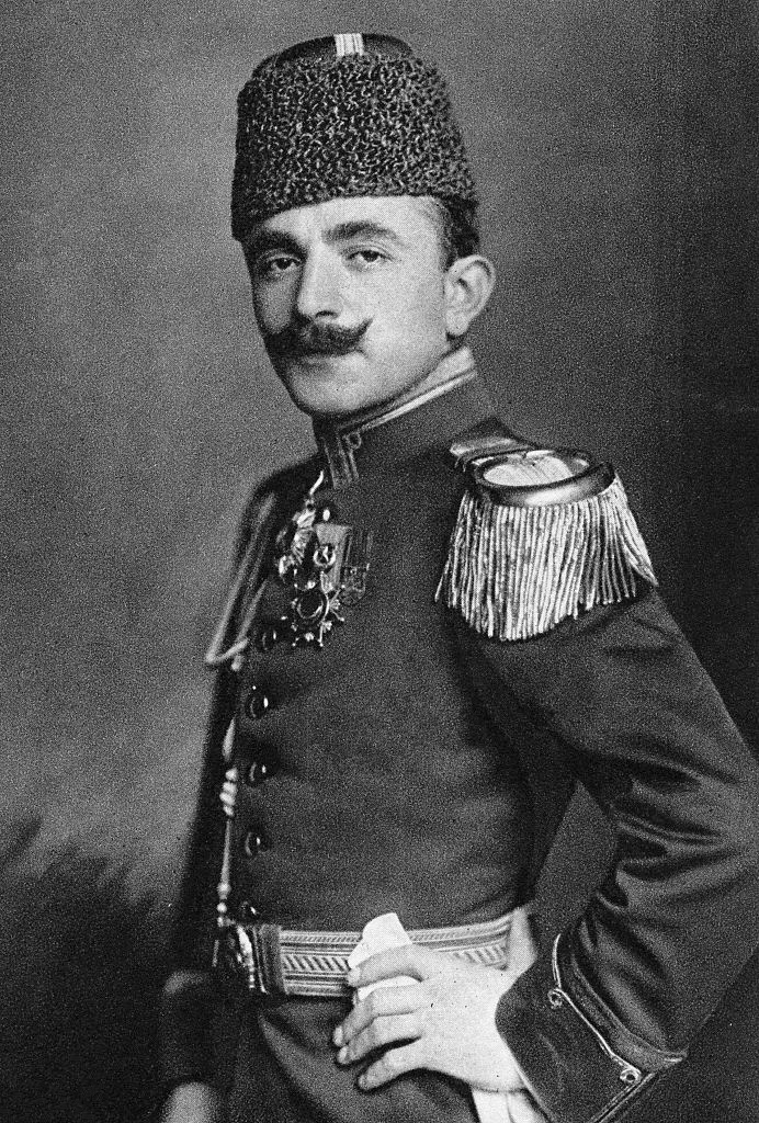 Kars'ta dolu ve sağanak hayatı felç etti