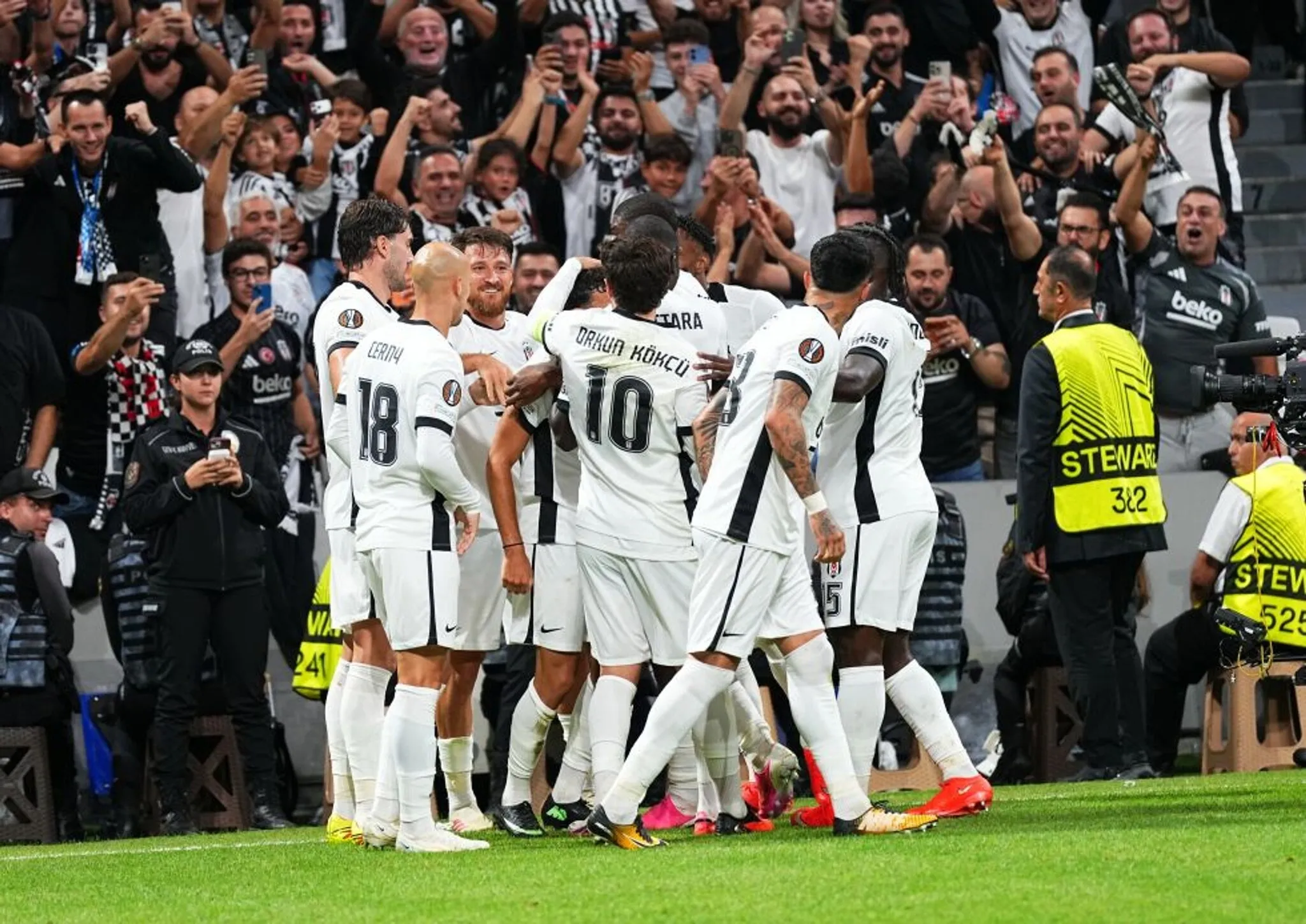 Kartal Almanya'da sahne alıyor: Hoffenheim deplasmanında hedef galibiyet