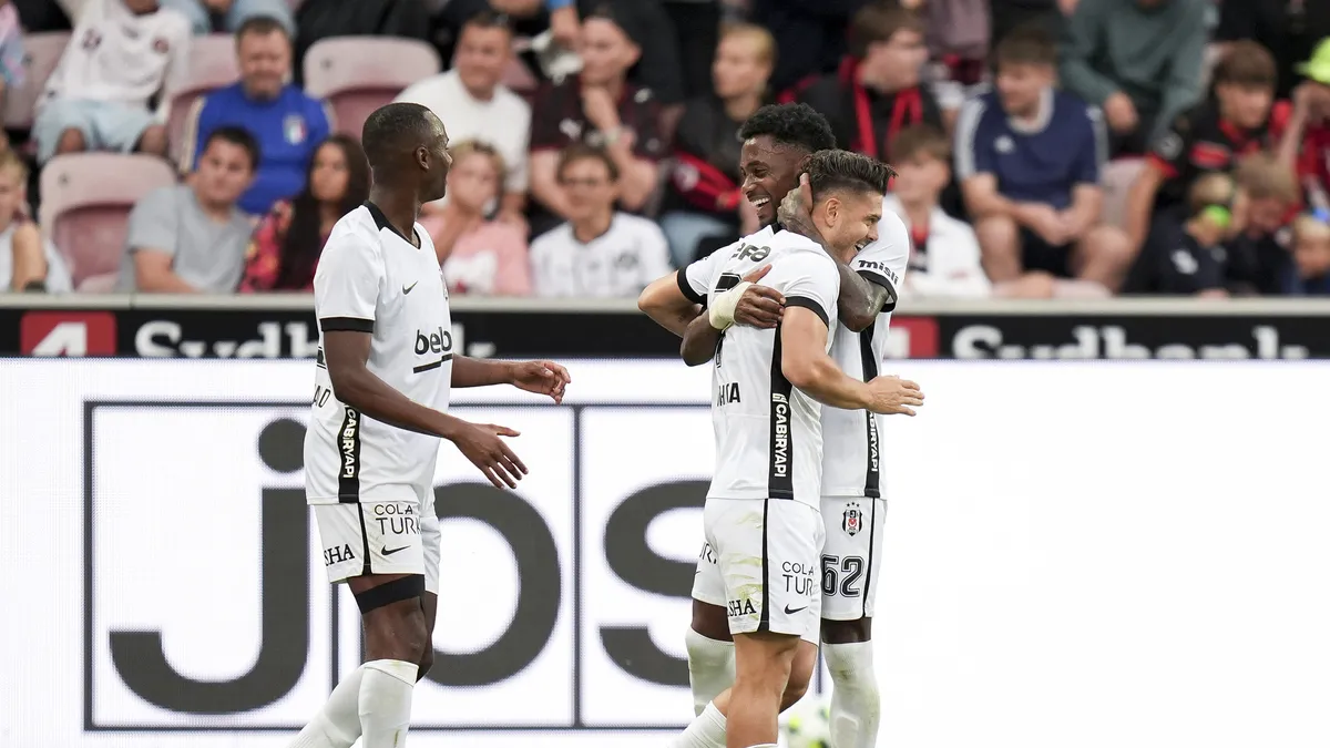 Kartal Danimarka'da Uçtu: Beşiktaş, Midtjylland'ı 2-0 Geçti