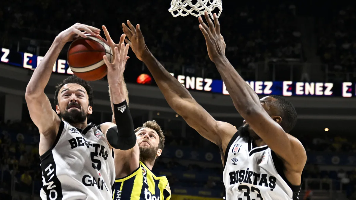 Kartal finalde pençe gösterdi! Beşiktaş GAİN, Fenerbahçe Beko'yu 88-80 devirdi