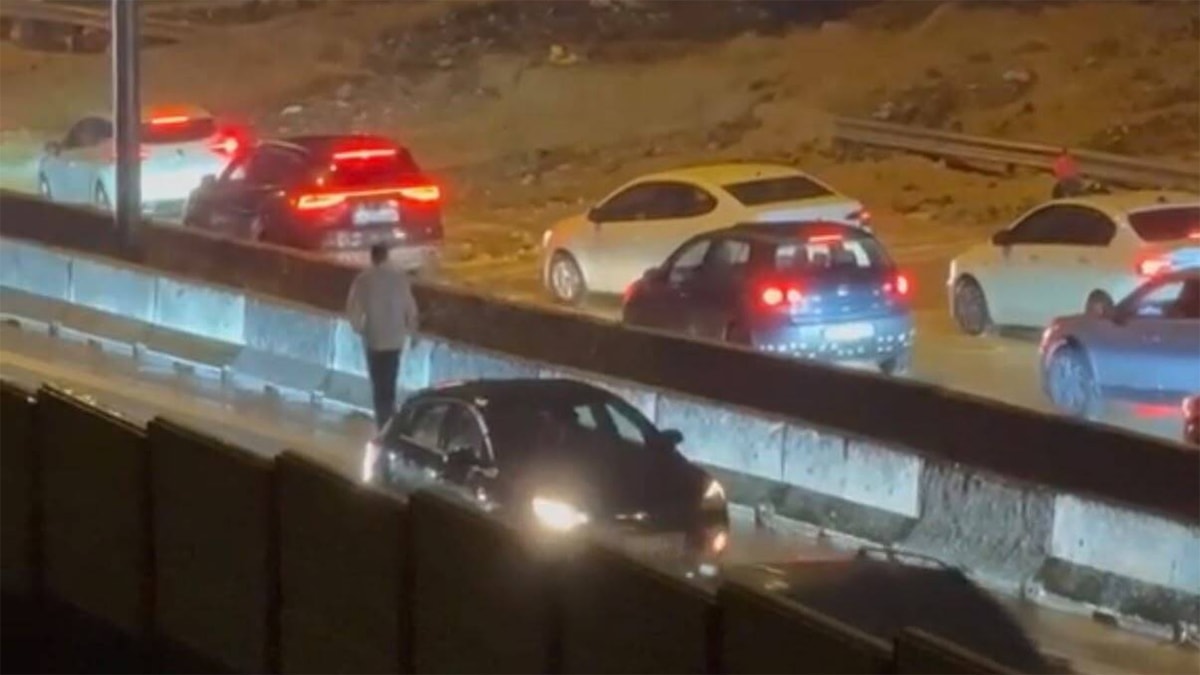 Kartal'da Sel: TEM Bağlantı Yolu Çamur Altında