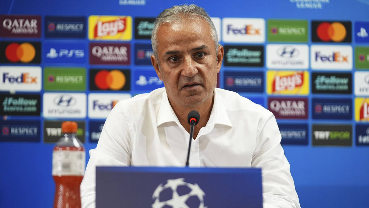 Kartal'ın İstifası Dünyada Yankı Uyandırdı: Fenerbahçe'de Akılalmaz Olaylar