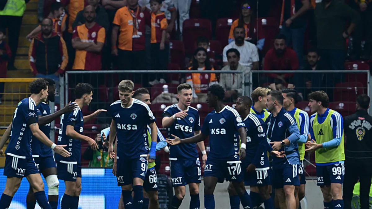 Kasımpaşa'nın Namağlup Serisi Galatasaray Deplasmanında Sona Erdi