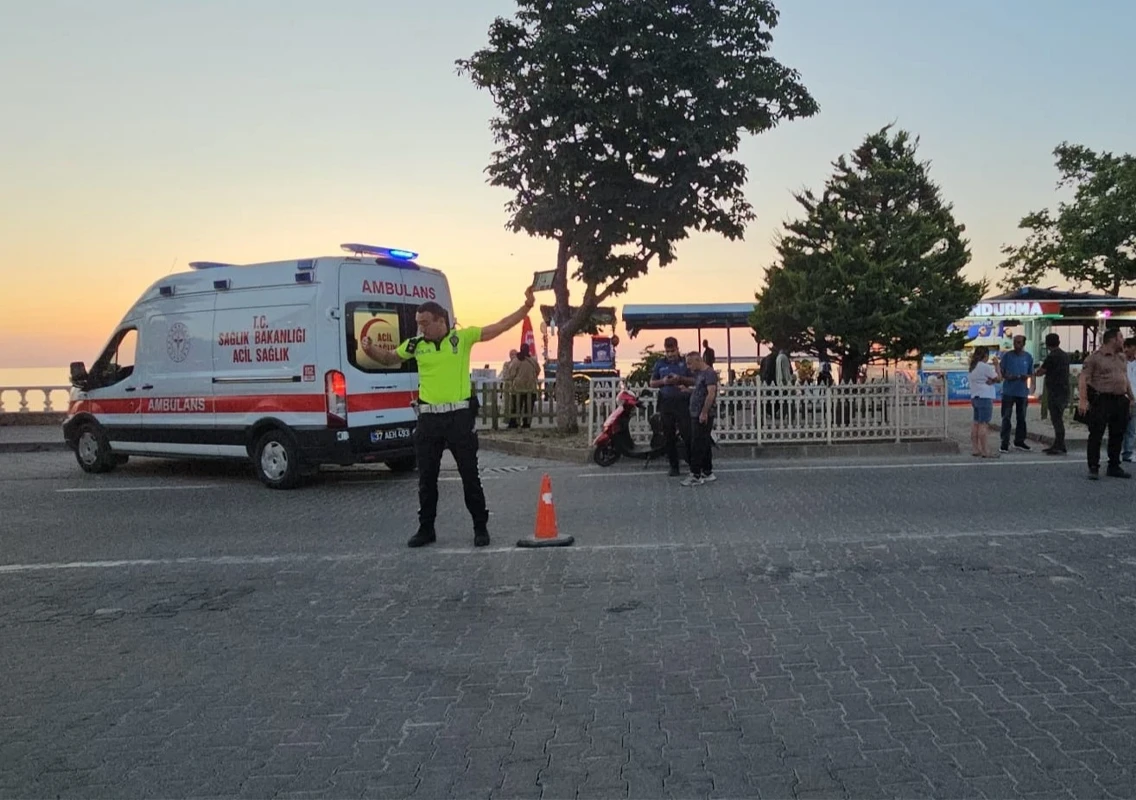 Kastamonu'nun Cide ilçesinde motosikletli kaza: Sürücü hastanelik oldu