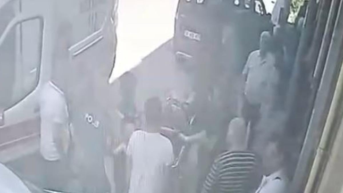 Kastamonu'da krikodan kayan araba ustayı altına aldı