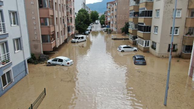 Kastamonu'da selzedeler için 5 milyon lira aktarıldı