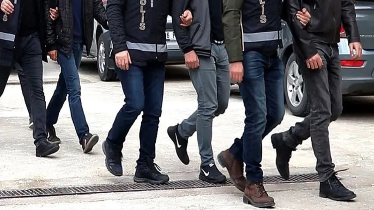 Kastamonu'da tefecilik operasyonu: 8 şüpheli gözaltında